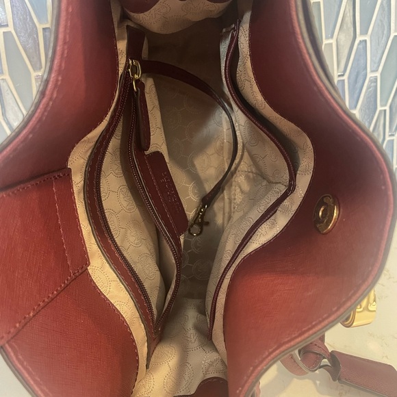 Michael Kors Medium Hamilton Satchel - Picture 8 of 8